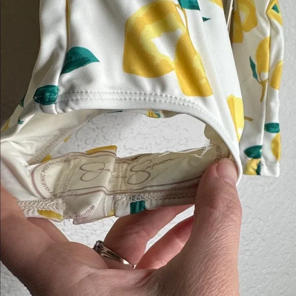 Jessica Simpson Toddler Girl 3T Lemon Cut Out Longsleeve One Piece Swimsuit - Picture 5 of 6